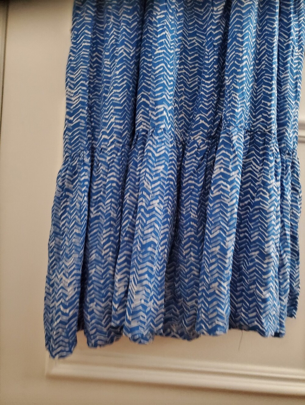 Sleeveless Blue Printed Maxi Dress with V-Neck - Picture 7 of 14